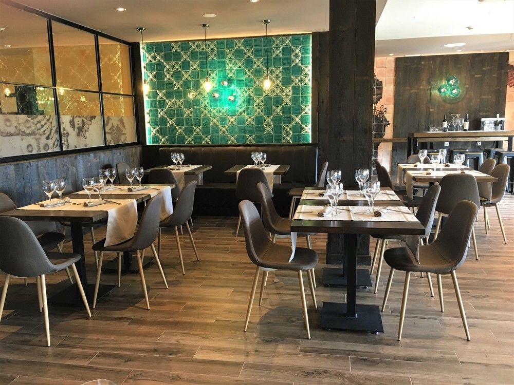 科米利亚斯酒店 柯米拉斯 外观 照片